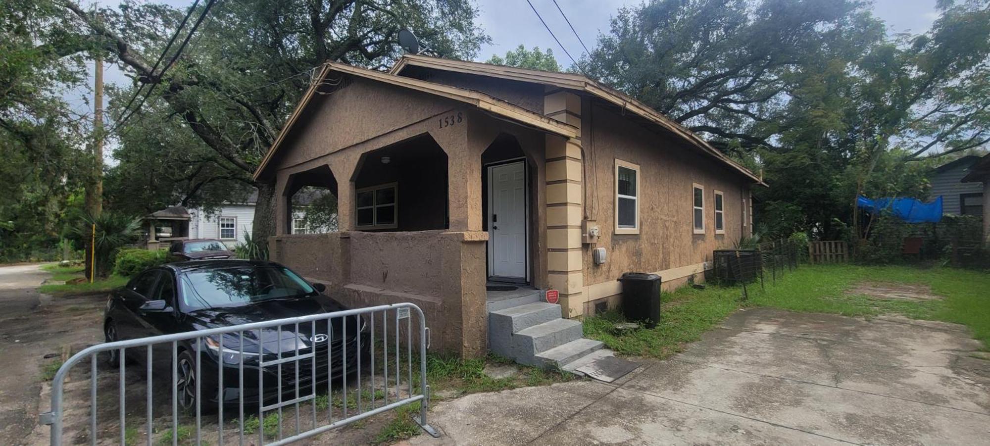 Large, Central, Lovely & Cozy 4Bed/2Bath - House By Everbank Stadium Jacksonville Exterior foto